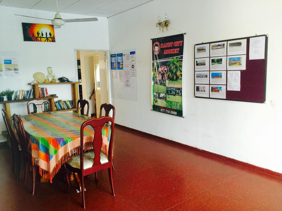 Colombo City Jumbo Backpackers Hostel Exterior foto